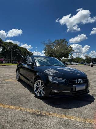 AUDI A3 1.8 TFSI SEDAN 16V 180CV GASOLINA 4P AUTOMÁTICO AUDI A3 1.8 TFSI SEDAN 16V 180CV GASOLINA 4P AUTOMÁTICO